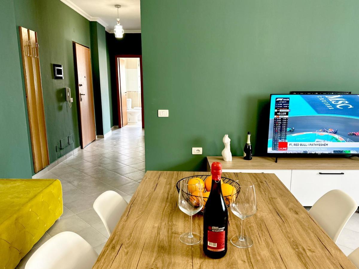 Family Suite Residence Вльора Екстер'єр фото