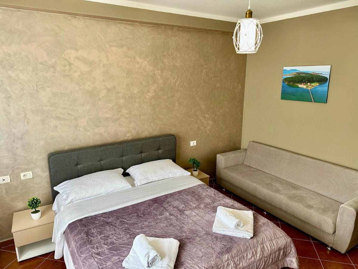 Family Suite Residence Вльора Екстер'єр фото