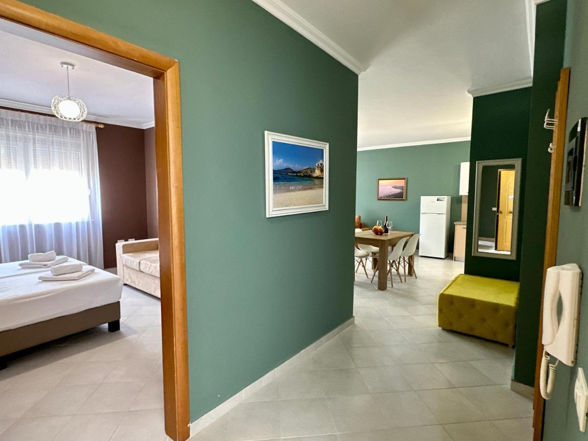 Family Suite Residence Вльора Екстер'єр фото