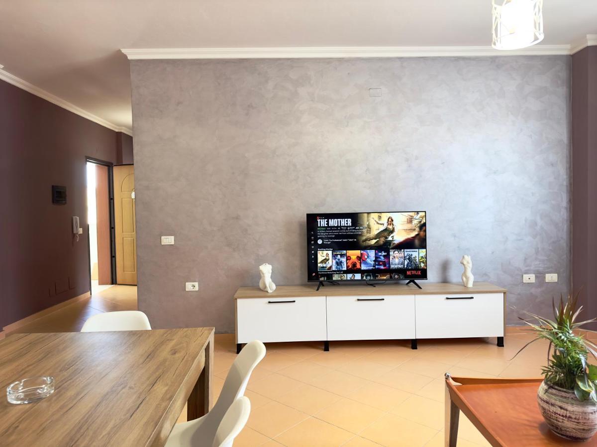 Family Suite Residence Вльора Екстер'єр фото