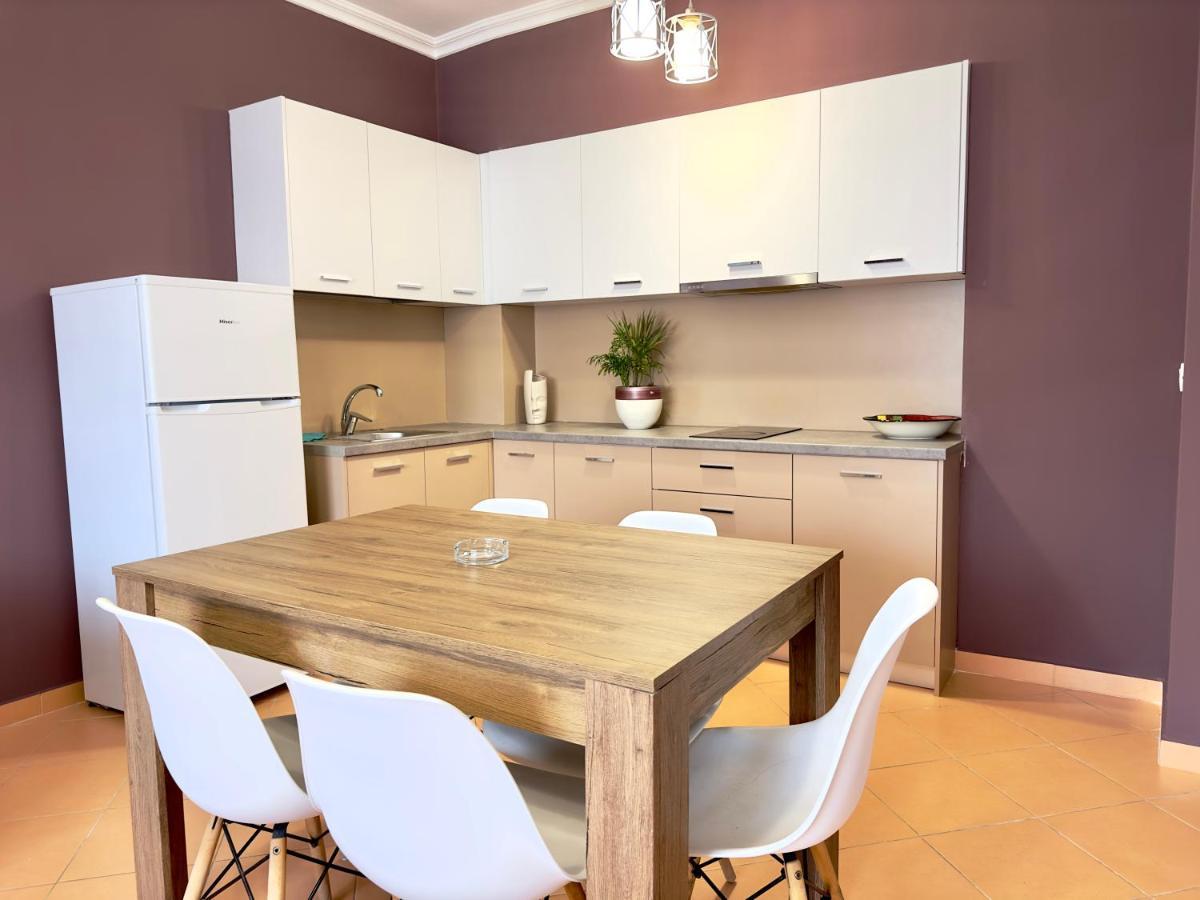 Family Suite Residence Вльора Екстер'єр фото