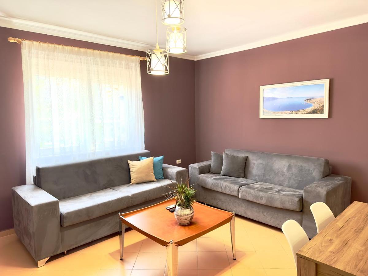 Family Suite Residence Вльора Екстер'єр фото