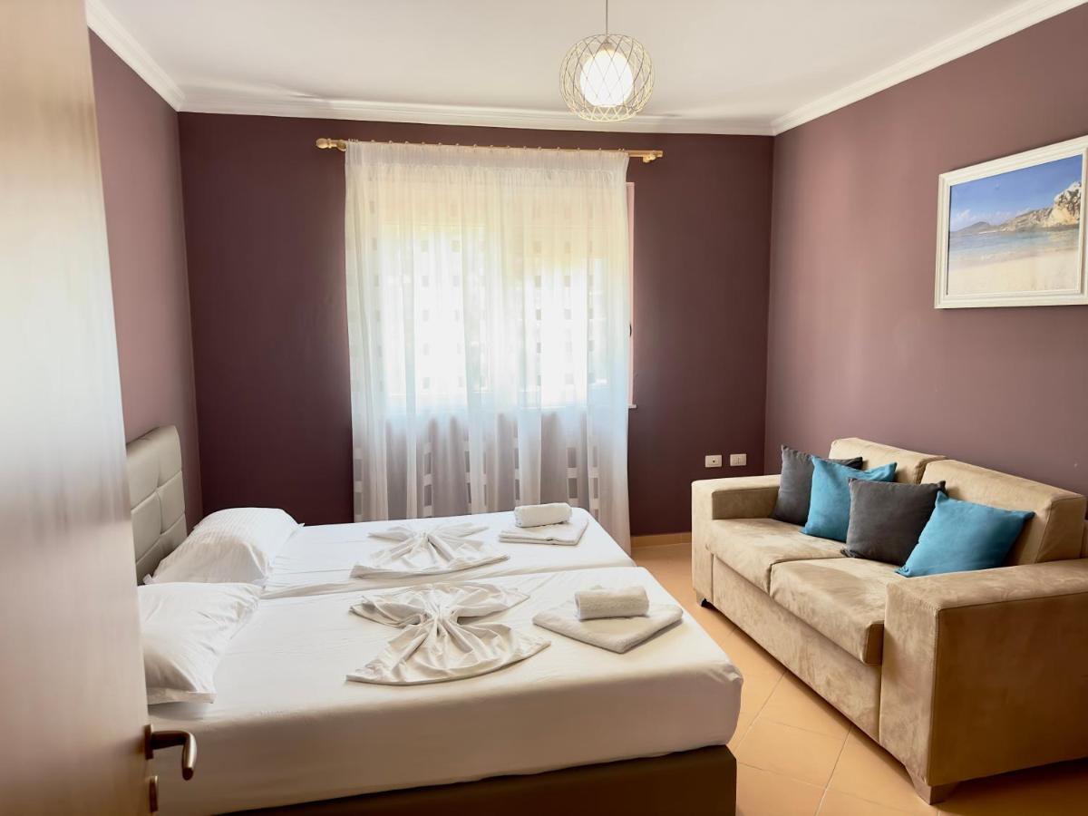 Family Suite Residence Вльора Екстер'єр фото